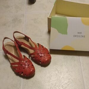Earth Origins Belle Brielle Sandal Red 7.5